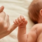 estimulación temprana en bebés y estimulación temprana en niños aplicada por un técnico en puericultura. 